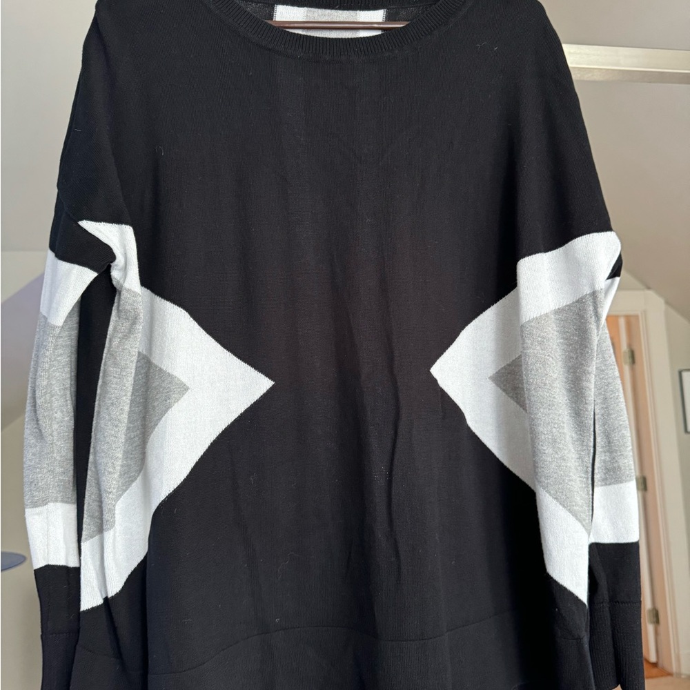 Planet Black and Gray Geometric Sweater